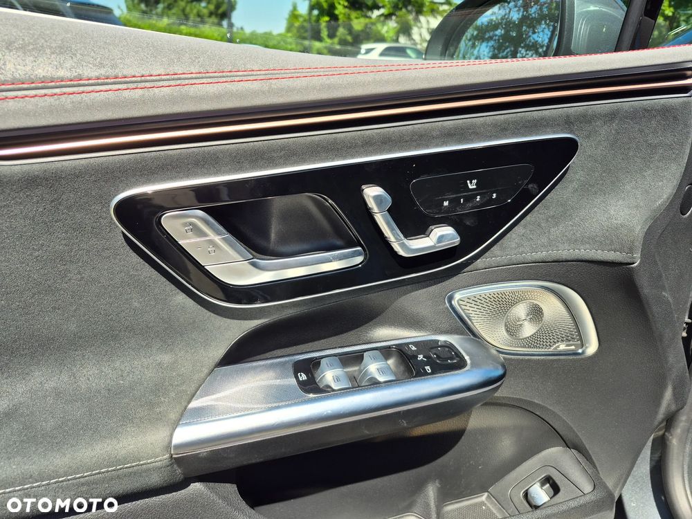 Mercedes-Benz EQE 350 89kWh 4-Matic AMG Line - 18