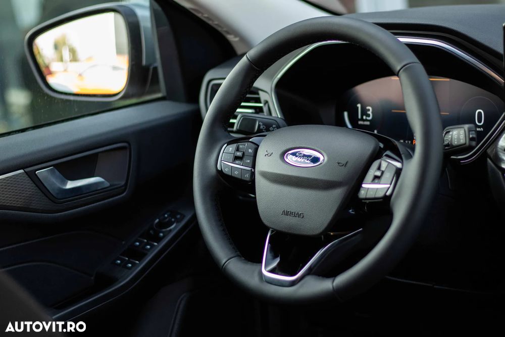 Ford Kuga 1.5 EcoBoost FWD Titanium - 23