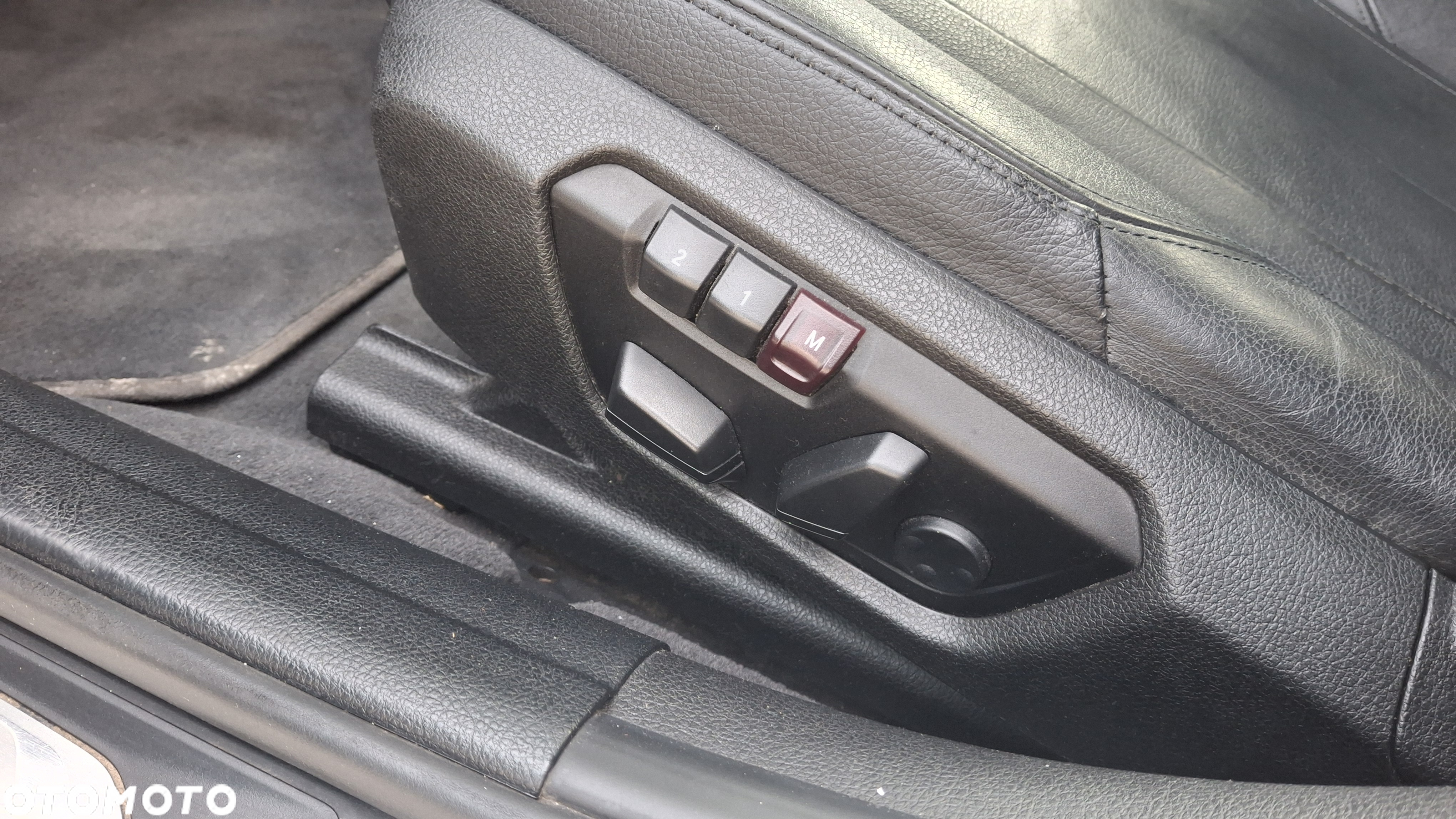BMW Seria 3 - 13