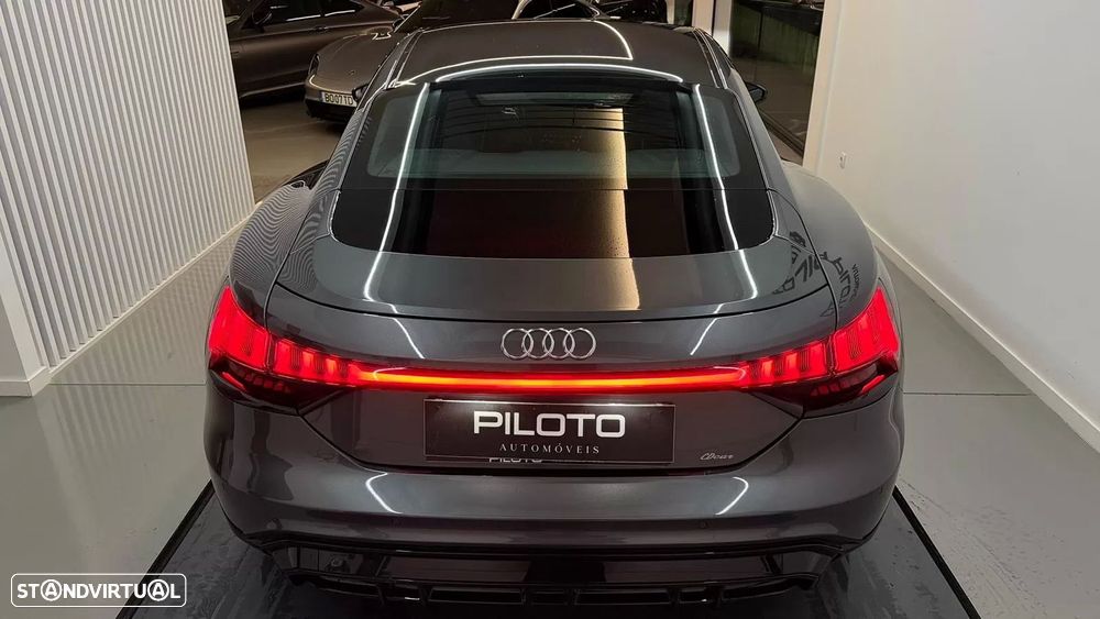 Audi e-tron GT quattro - 9