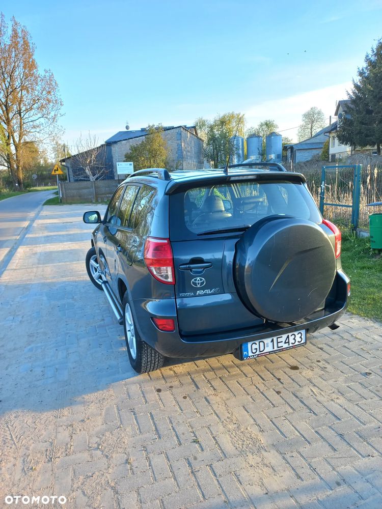 Toyota RAV4 2.2 D-4D Premium - 5