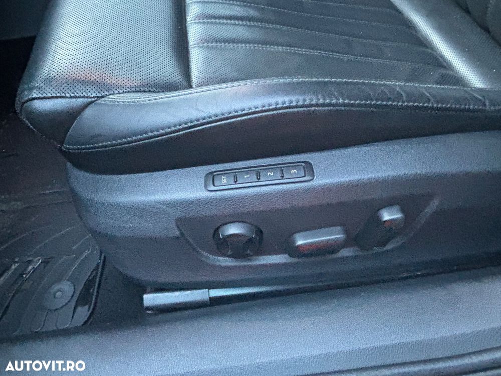 Skoda Superb 2.0 TSI DSG 4X4 Laurin & Klement - 10