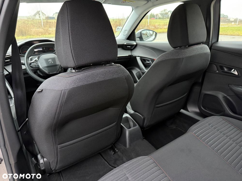 Peugeot 2008 PureTech 130 EAT8 Active Pack - 36