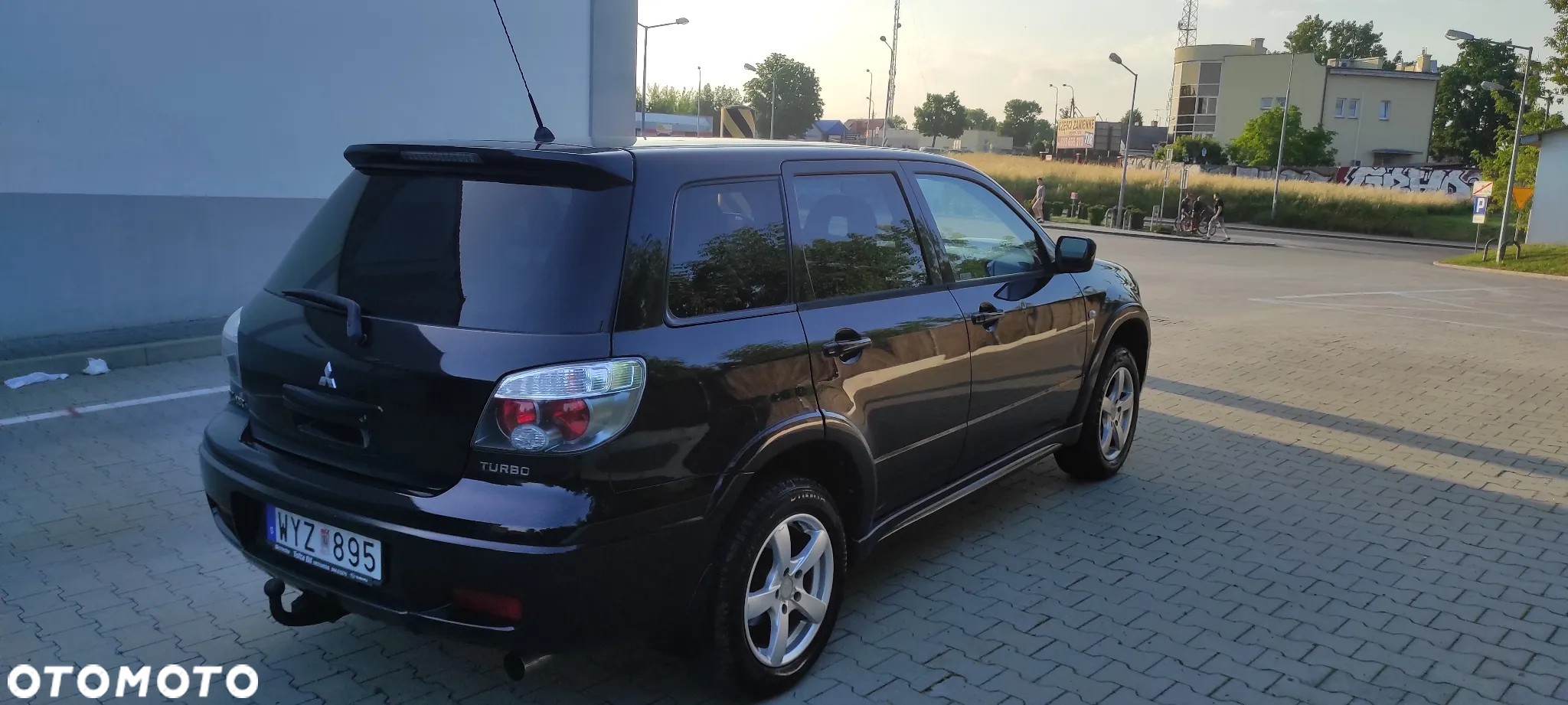 Mitsubishi Outlander 2.0 Turbo 4WD - 4