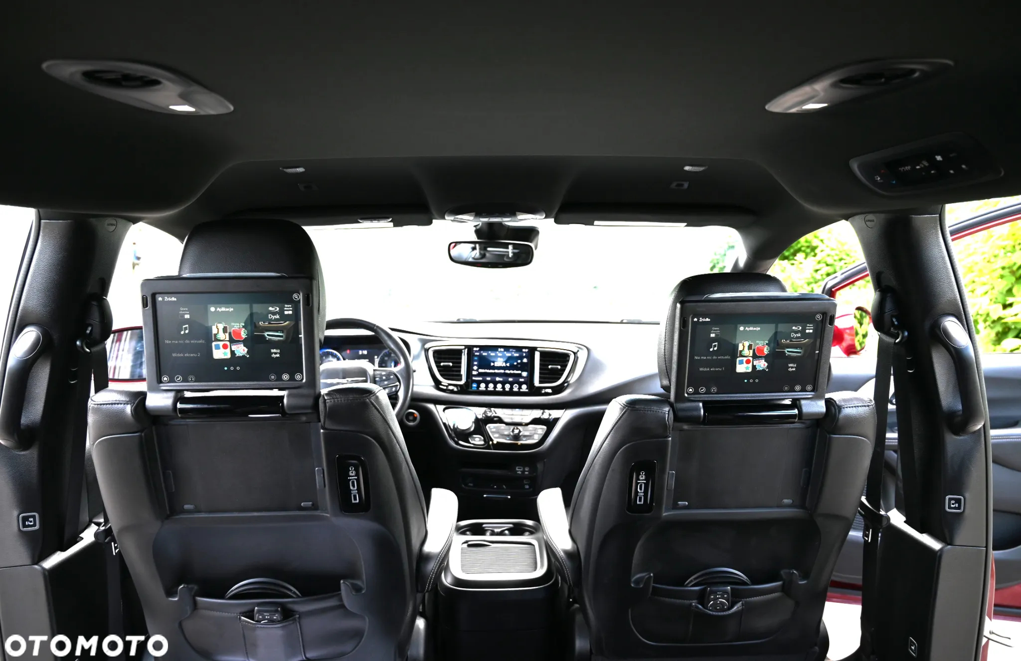 Chrysler Pacifica - 26