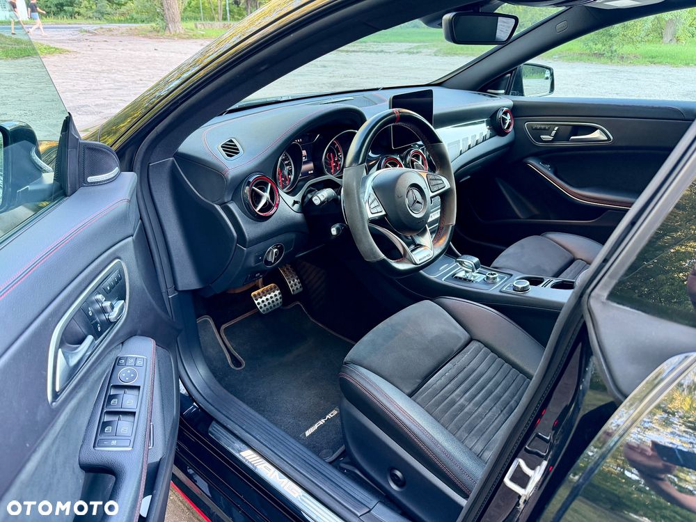 Mercedes-Benz CLA - 9