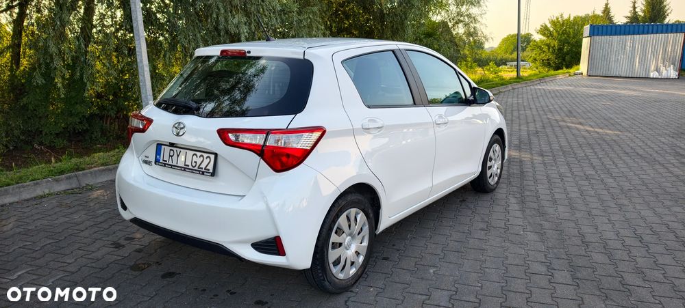 Toyota Yaris 1.5 Active - 9