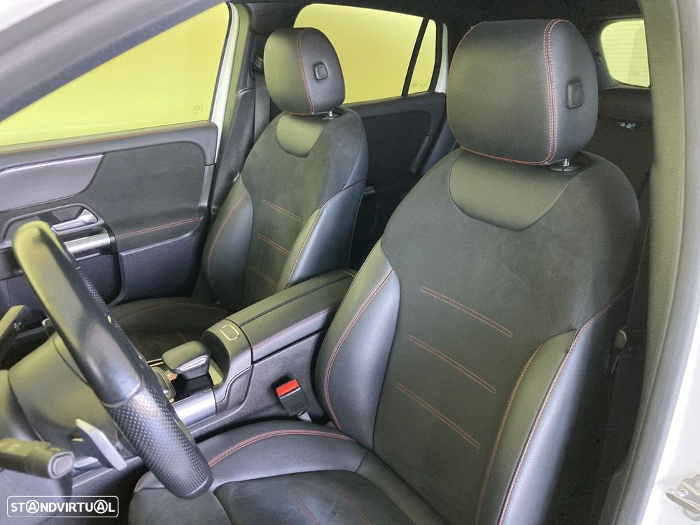 Mercedes-Benz GLA 180 d AMG Line - 9