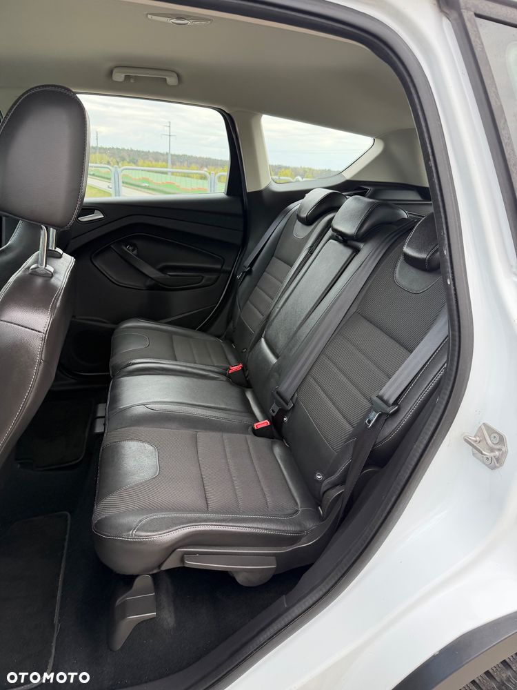 Ford Kuga 1.6 EcoBoost 2x4 Individual - 10