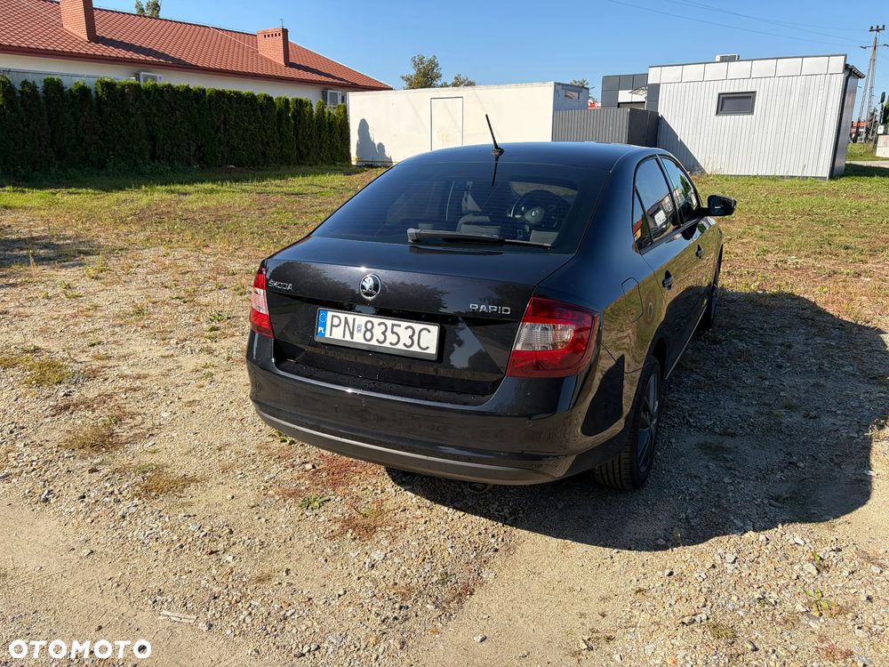 Skoda RAPID 1.2 TSI Style - 8