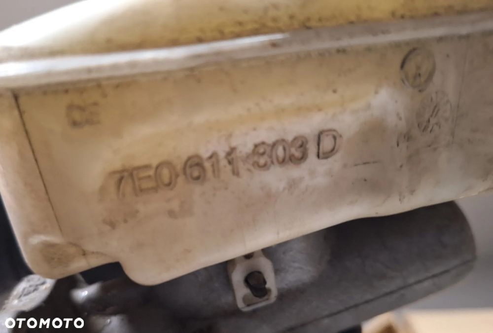 SERWO HAMULCOWE ZBIORNIK VW T6 7E0612101 7E0611303D - 3