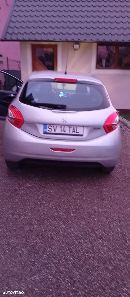 Peugeot 208 PureTech 82 Active - 4