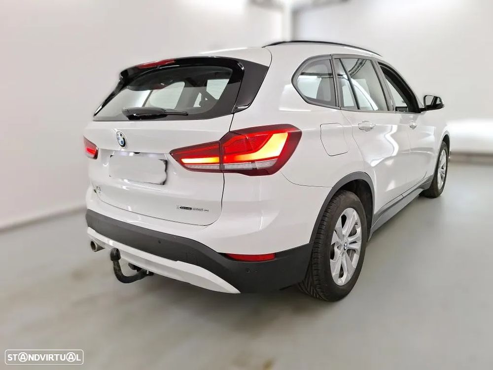 BMW X1 xDrive25e xLine - 3