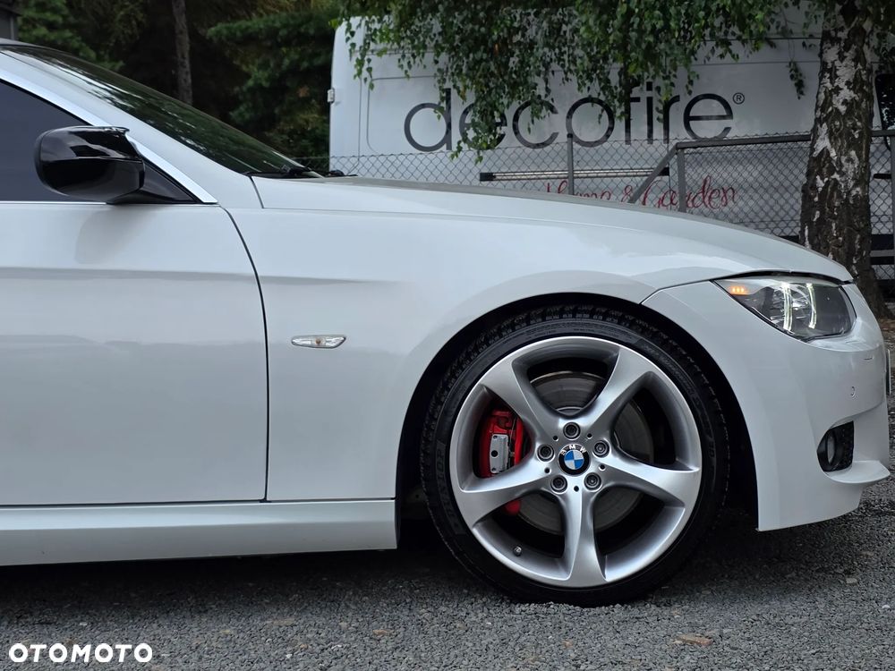 BMW Seria 3 335i M Sport Edition - 16