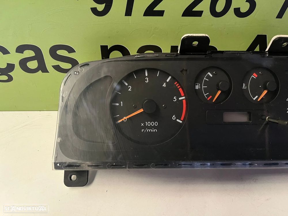 NISSAN TERRANO 2 II QUADRANTE PAINEL INSTRUMENTOS - Q042 - 2