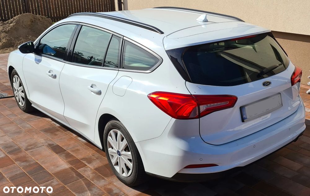 Ford Focus 2019 photo 2