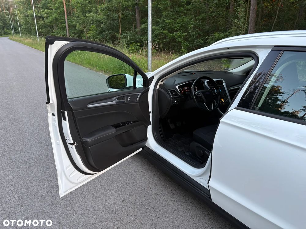 Ford Mondeo - 10