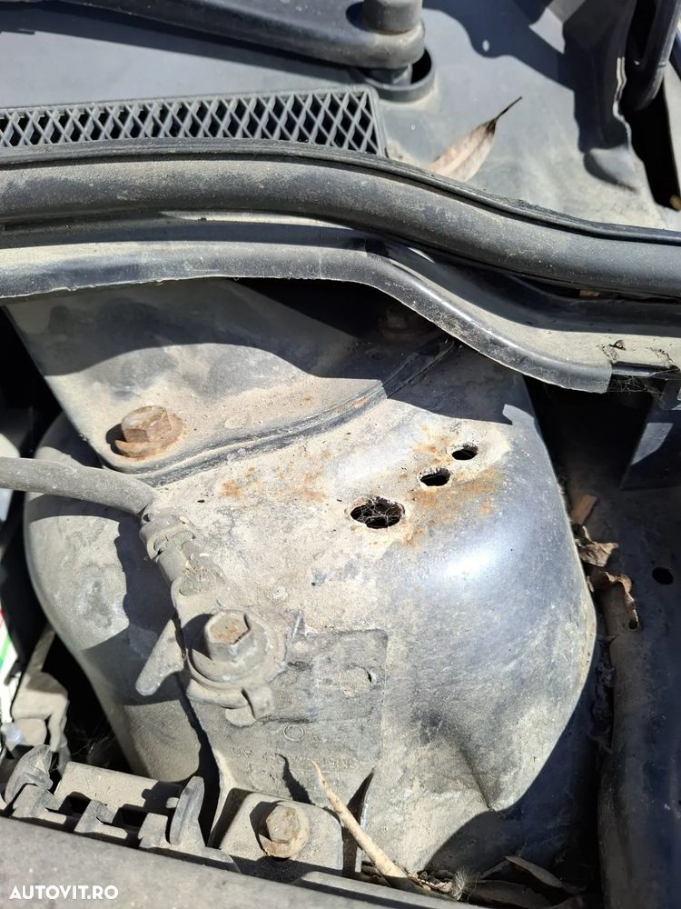 Ford Focus 1.6i Trend - 10