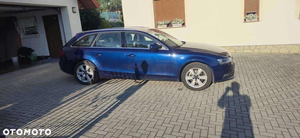 Audi A4 Avant 2.0 TDI DPF Ambition - 11