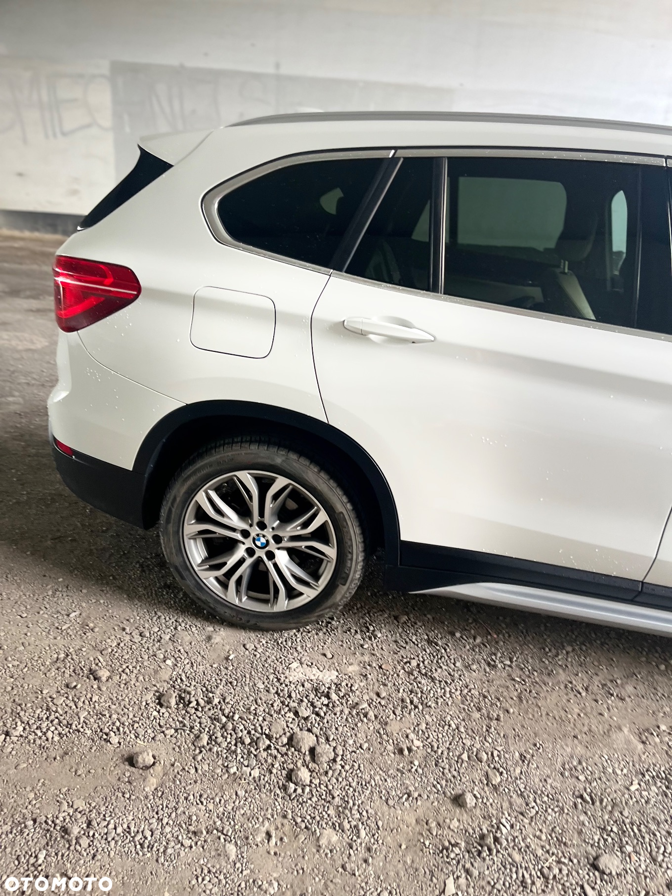 BMW X1 xDrive25i xLine sport - 4