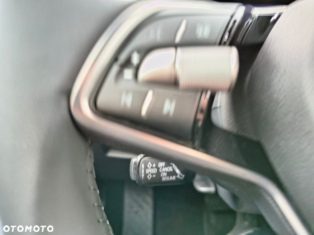 Skoda Octavia 2.0 TDI Selection DSG - 23