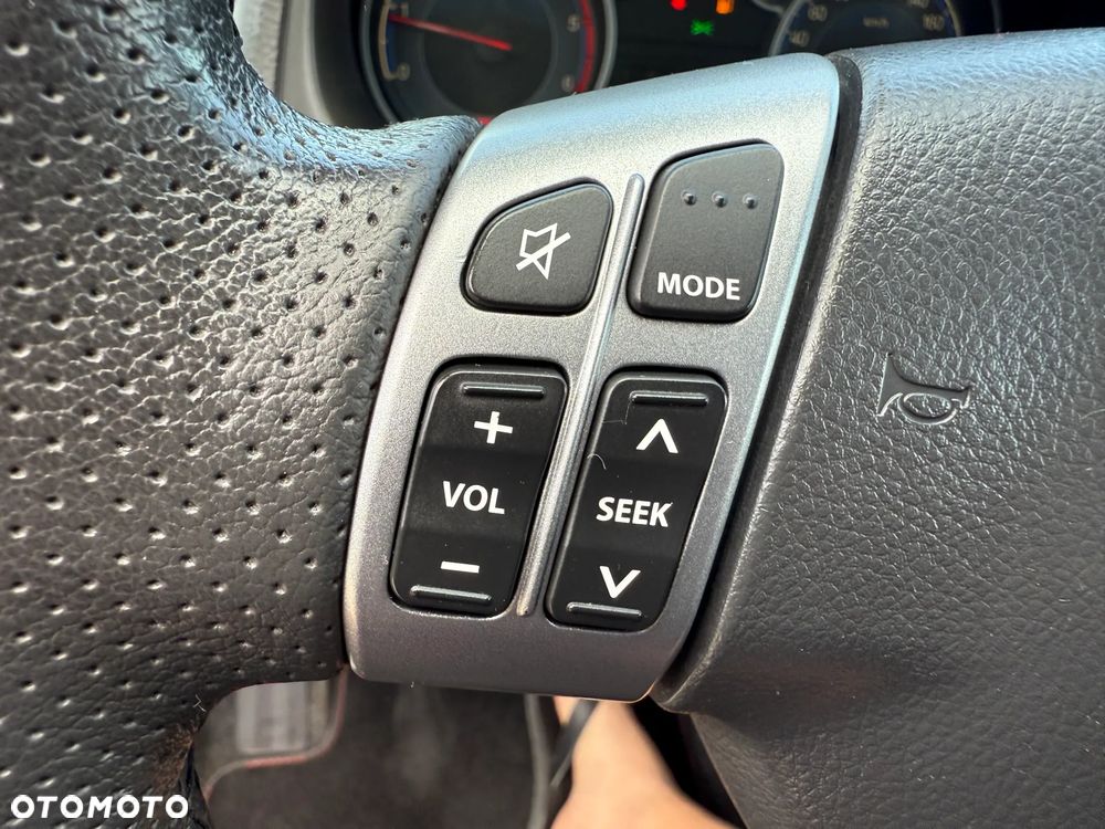 Suzuki SX4 2.0 DDiS 4x4 Comfort - 36