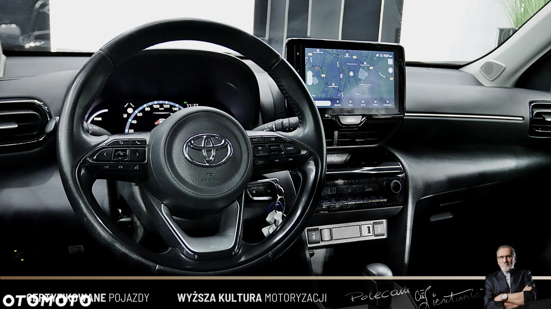 Toyota Yaris Cross Hybrid 1.5 Comfort - 16