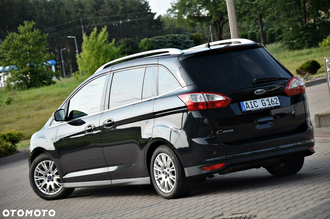 Ford Grand C-MAX - 13