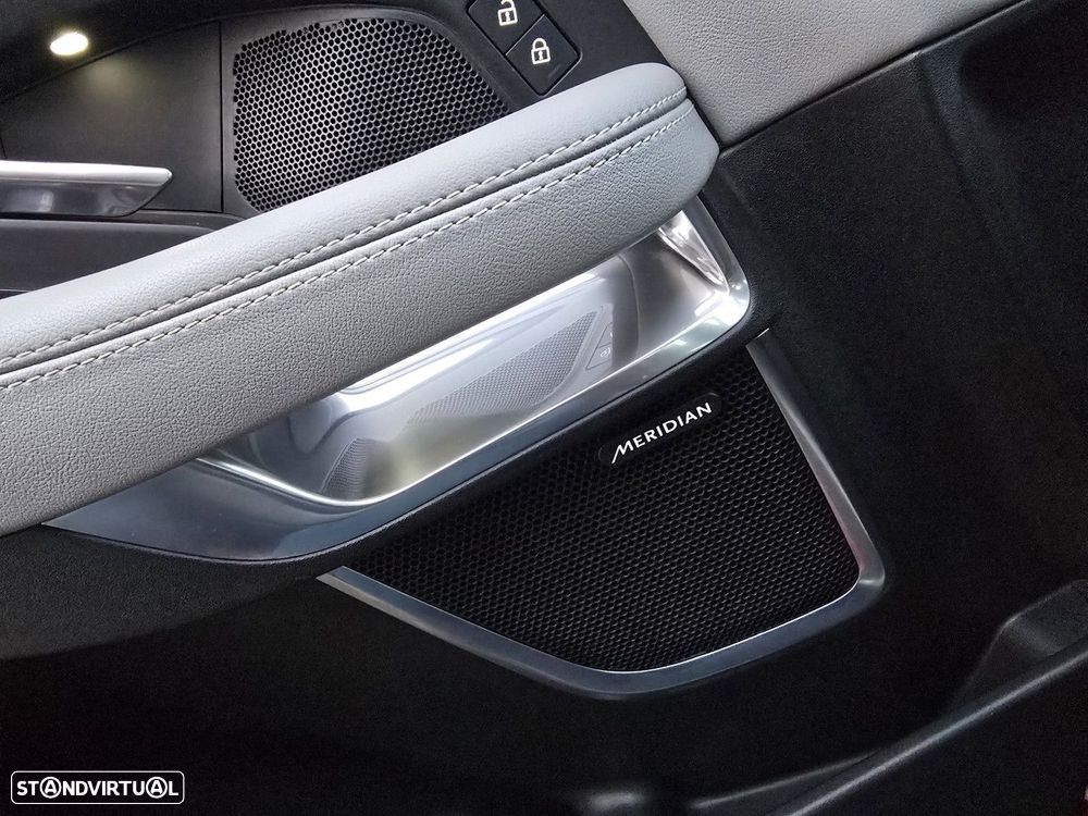 Jaguar E-Pace 1.5 P300e R-Dynamic SE AWD Aut. - 40