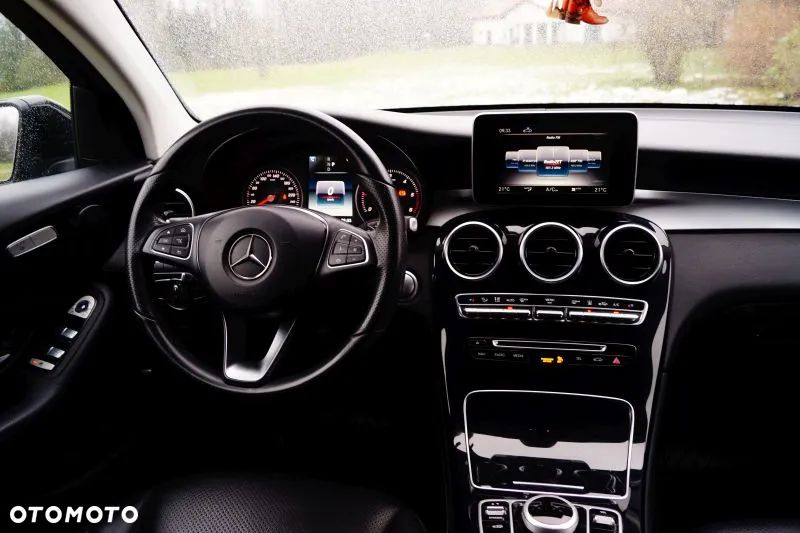 Mercedes-Benz GLC - 11