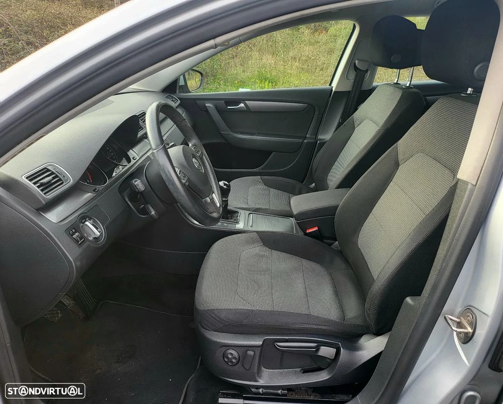 VW Passat Variant 1.6 TDI BlueMotion - 9