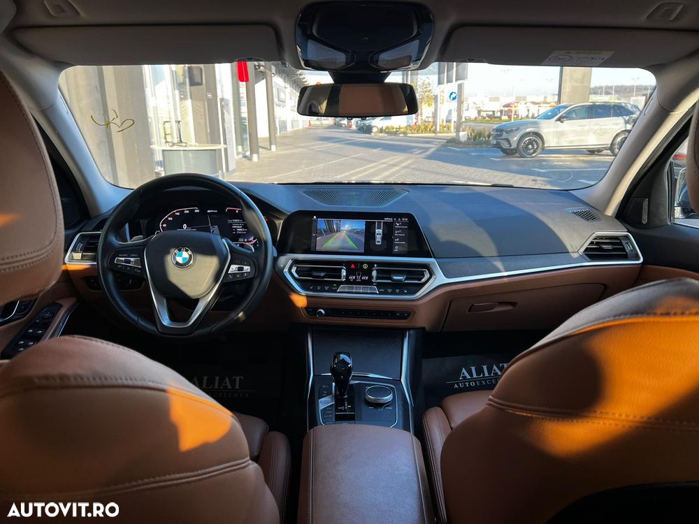 BMW Seria 3 330e Aut. Luxury Line - 14