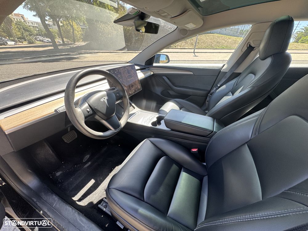 Tesla Model 3 - 6