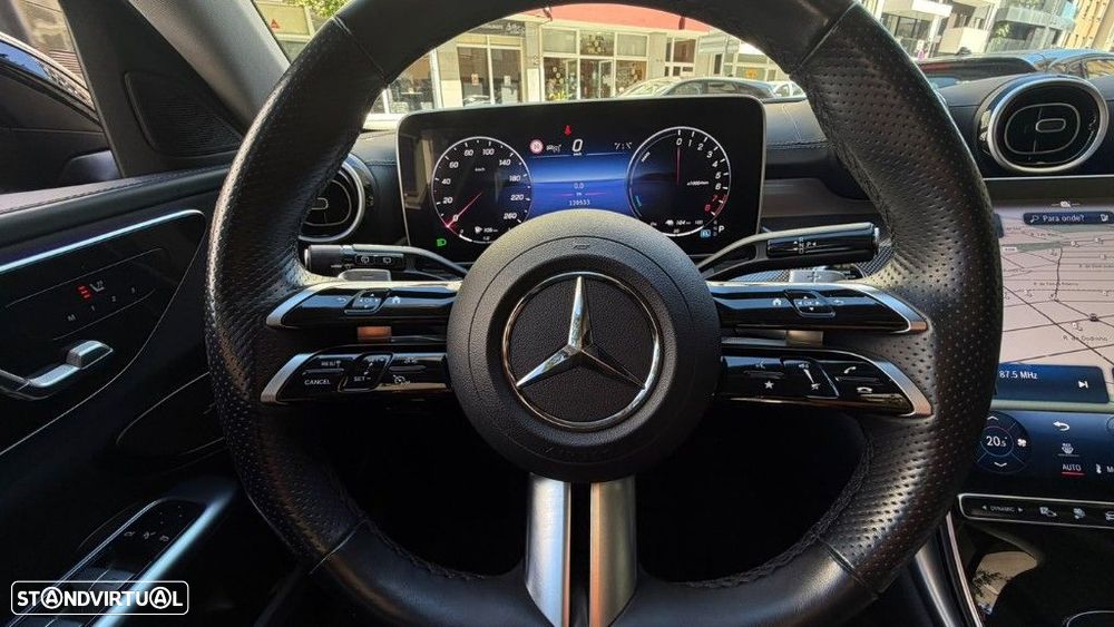 Mercedes-Benz C 300 e AMG Line - 18