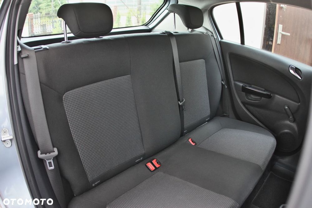 Opel Corsa - 31