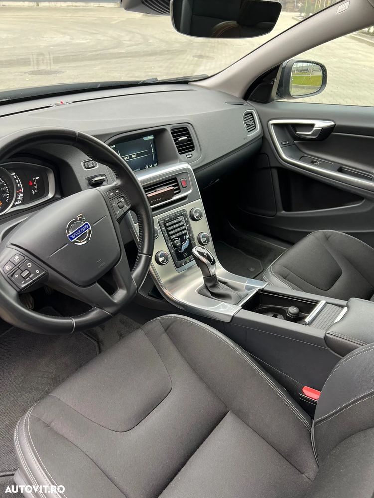 Volvo S60 D4 Geartronic Momentum - 3