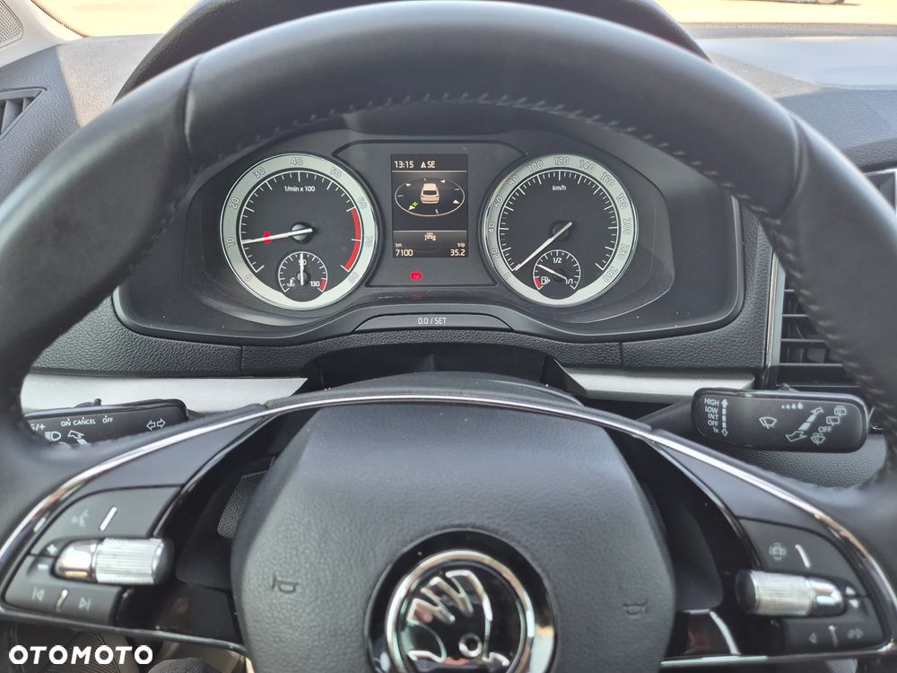 Skoda Karoq 1.0 TSI Active - 14