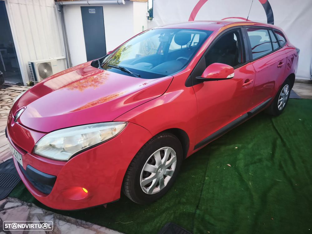 Renault Mégane Sport Tourer 1.5 dCi Dynamique - 1