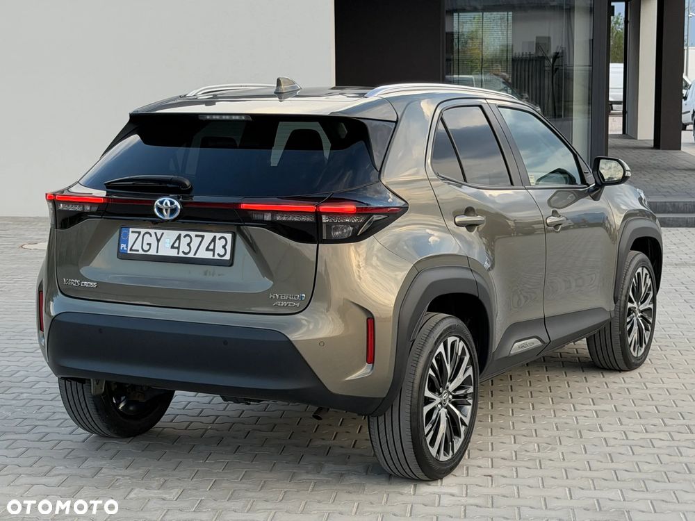Toyota Yaris Cross Hybrid 1.5 Executive - 27