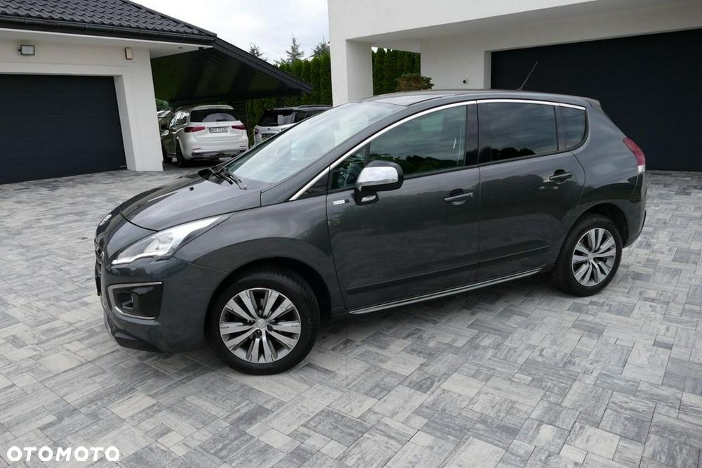 Peugeot 3008 1.2 PureTech GPF Allure S&S - 8