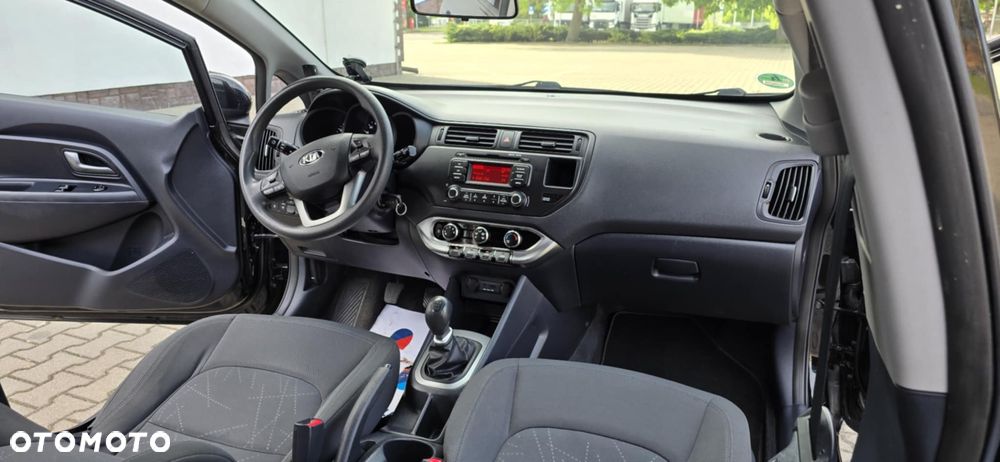 Kia Rio 1.1 crdi M - 8