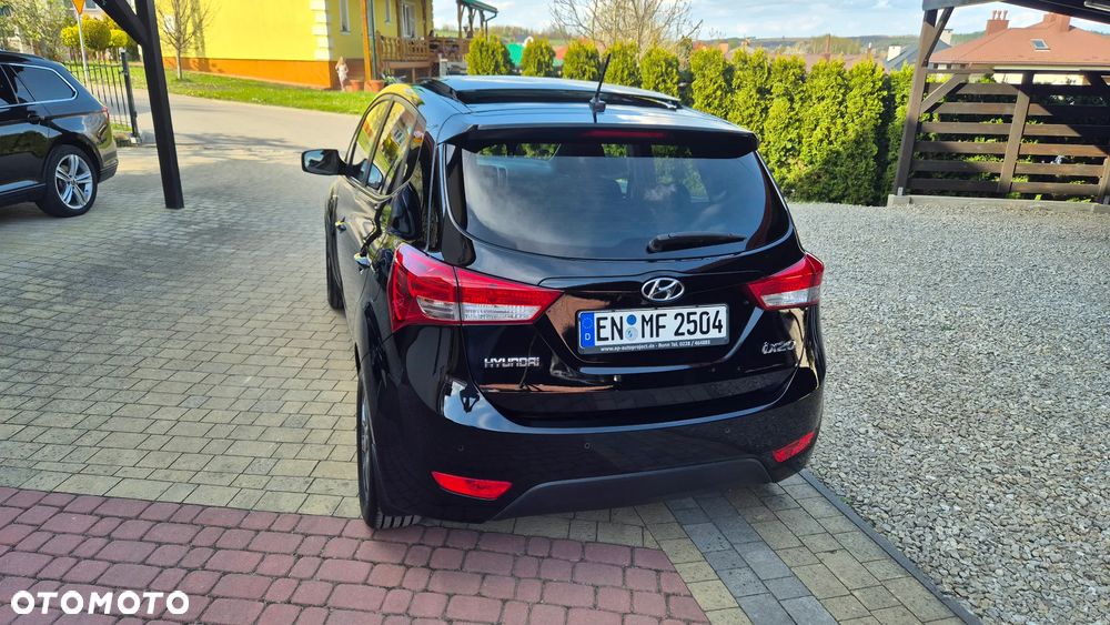 Hyundai ix20 1.6 Premium - 12