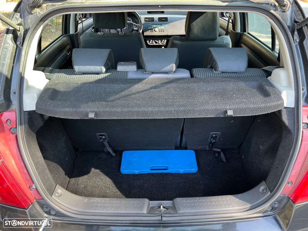 Suzuki Swift - 22