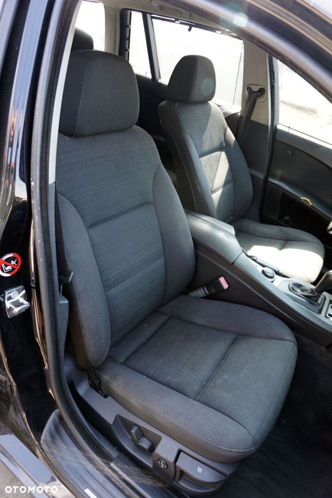 BMW 5 E61 KOMBI 2005 668 2.5 D M57D25 177KM GA6HP26Z CZARNY na części - 18
