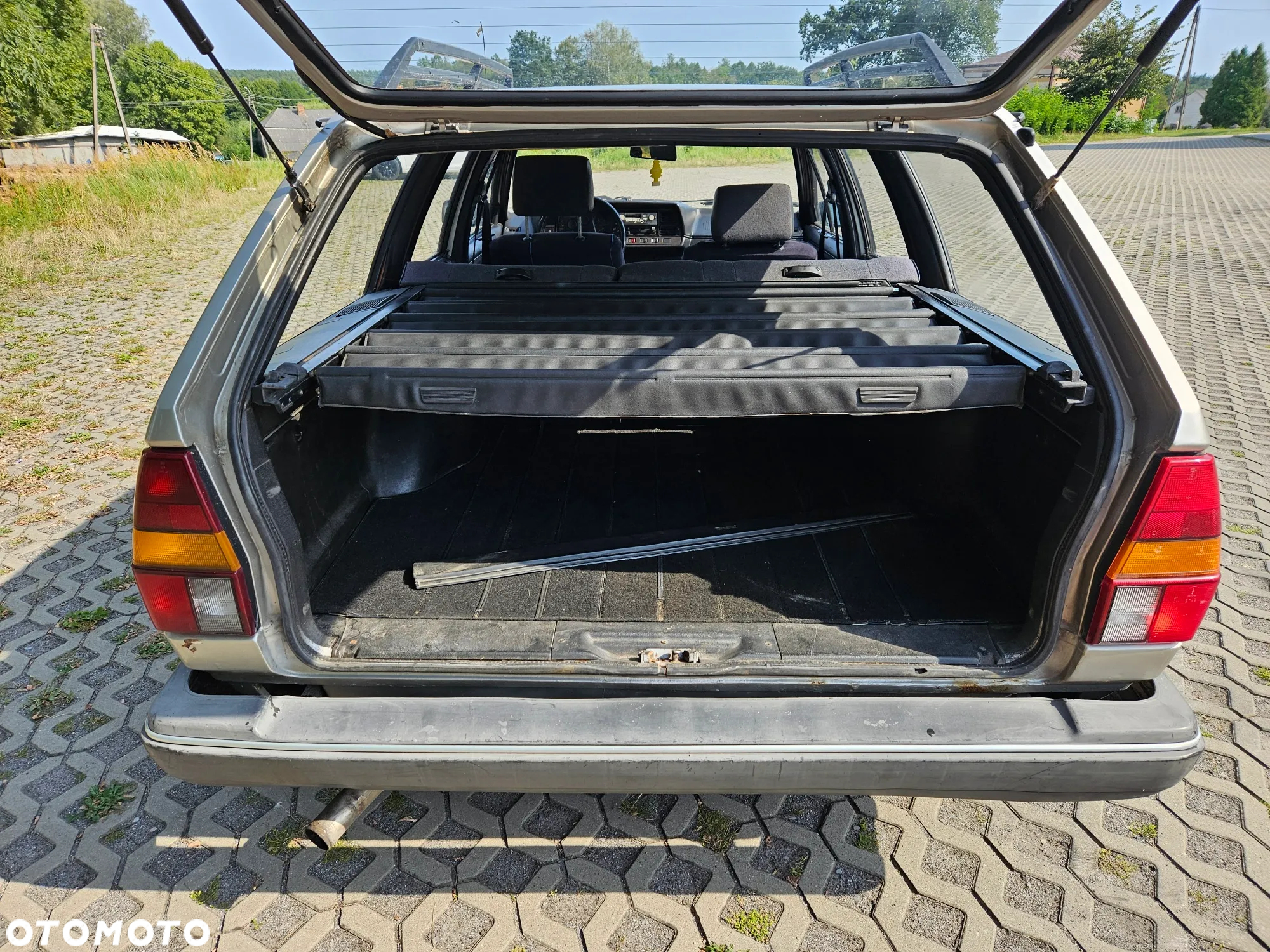 Volkswagen Passat - 10