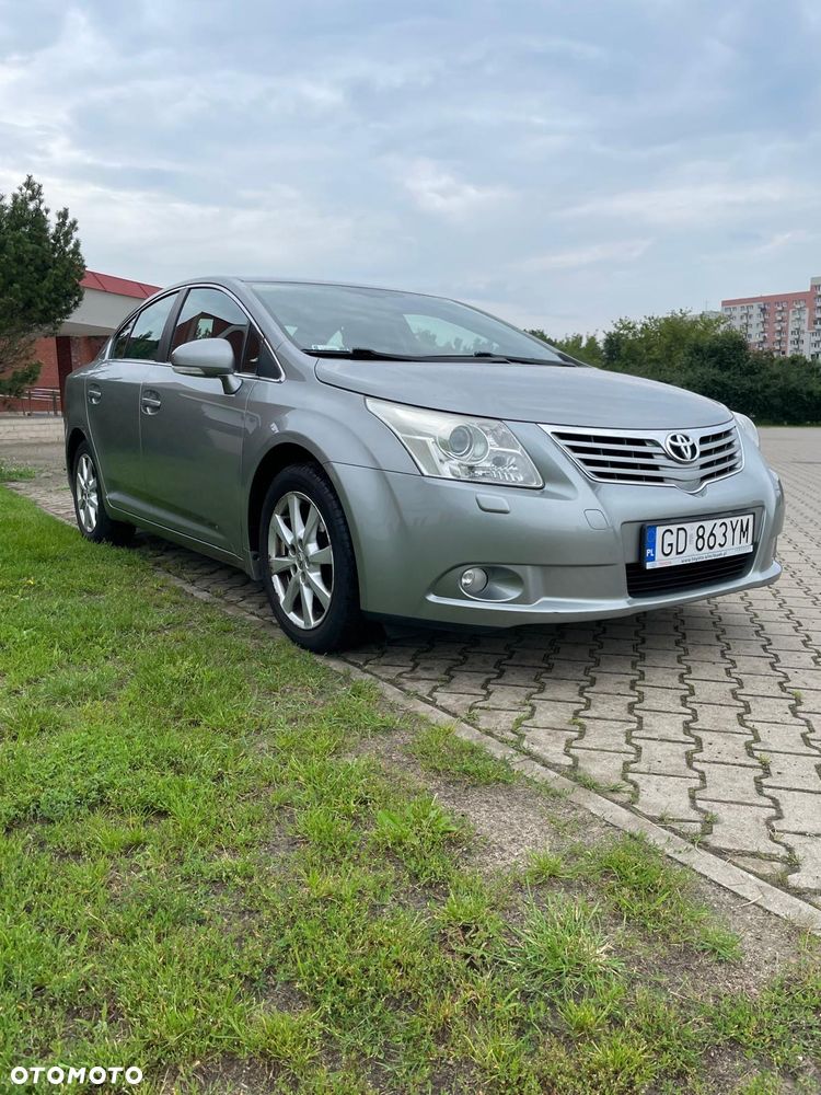 Toyota Avensis 1.8 Premium - 7