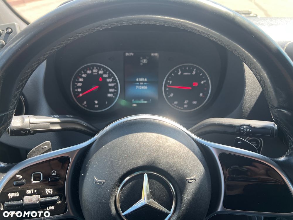 Mercedes-Benz Sprinter 319 CDI - 22
