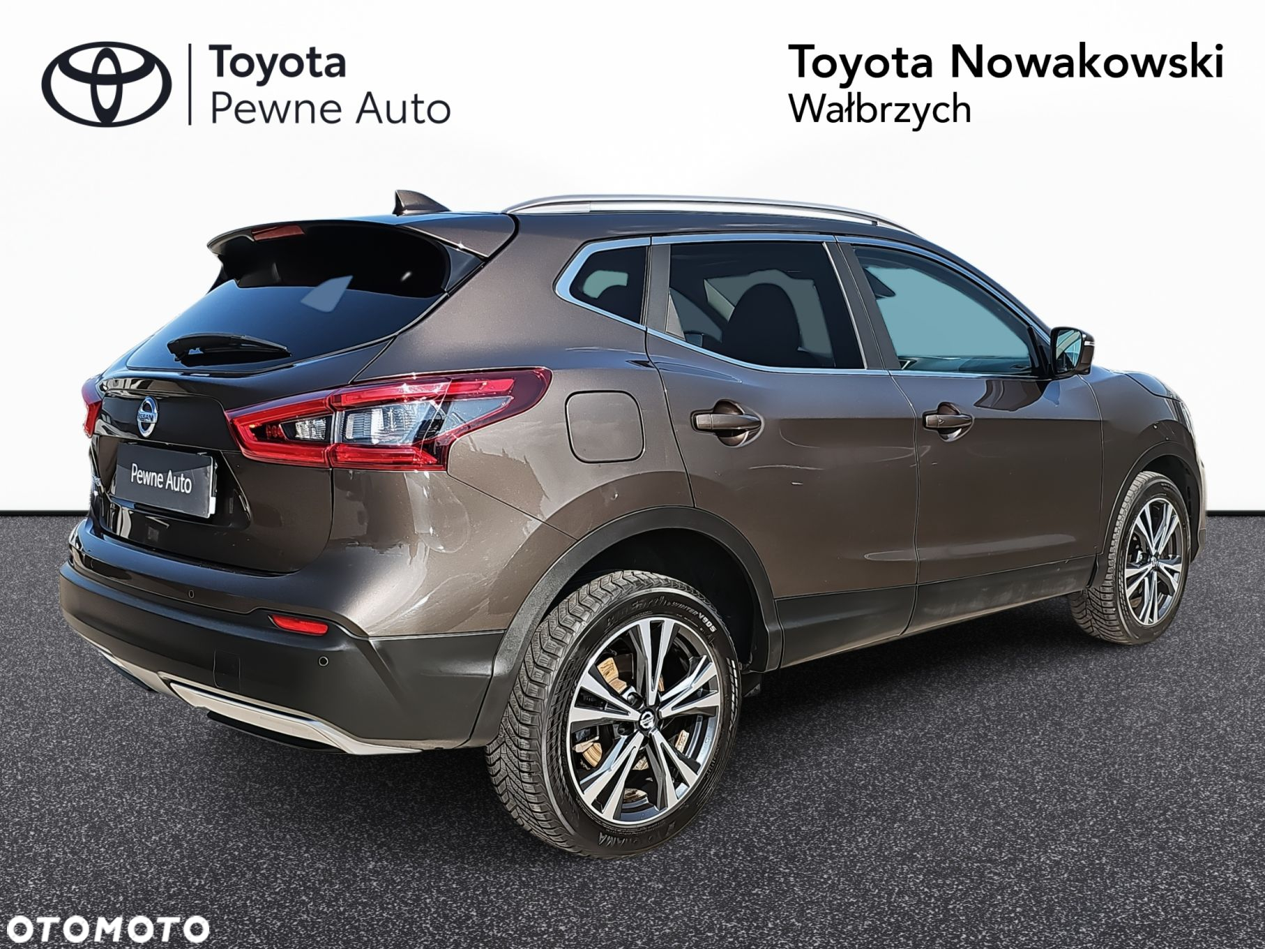 Nissan Qashqai 1.3 DIG-T Tekna DCT - 2