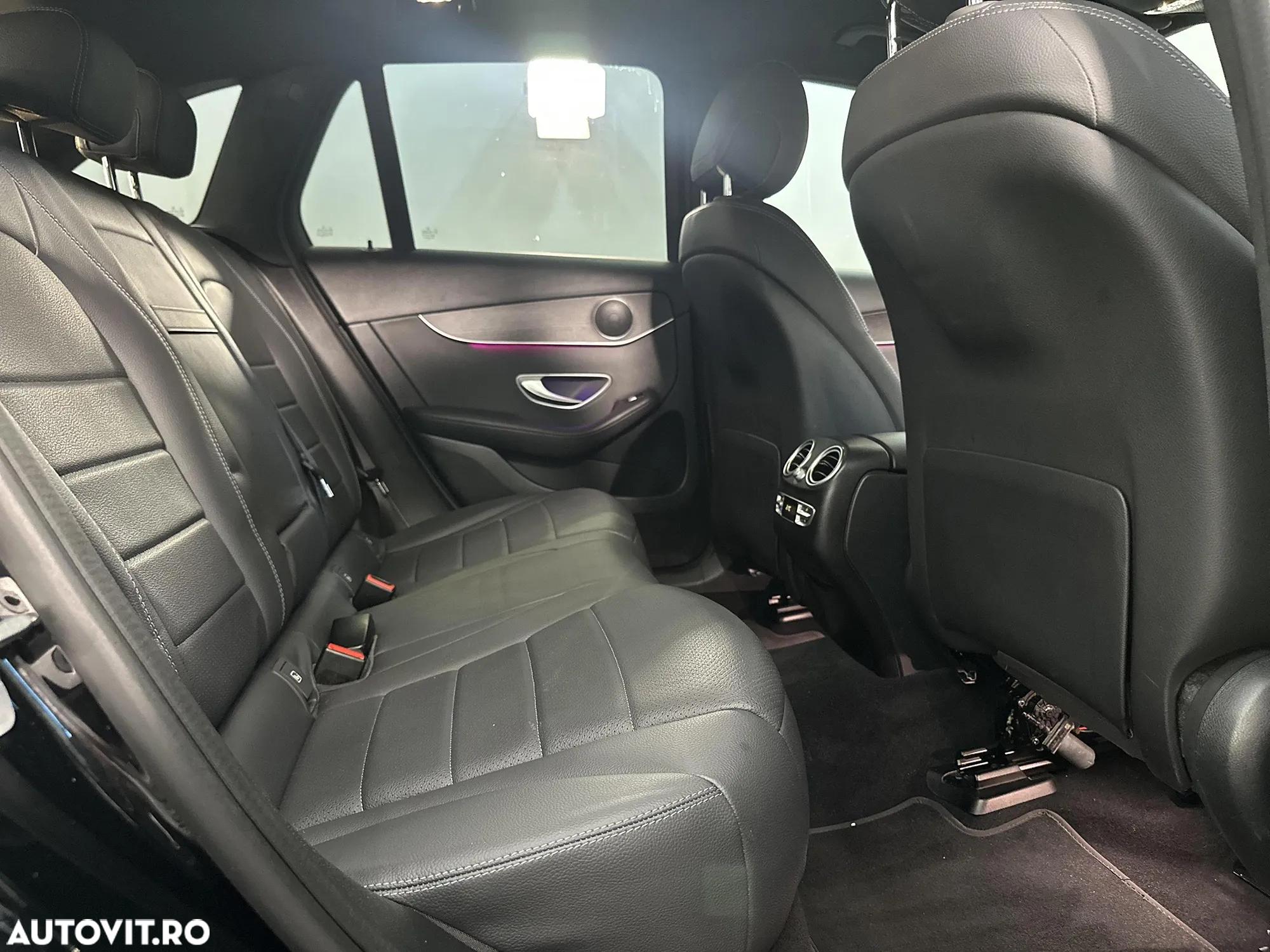 Mercedes-Benz GLC 300 de 4MATIC - 12
