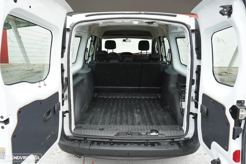 Renault Kangoo Maxi 33 (c/ Bateria) - 14